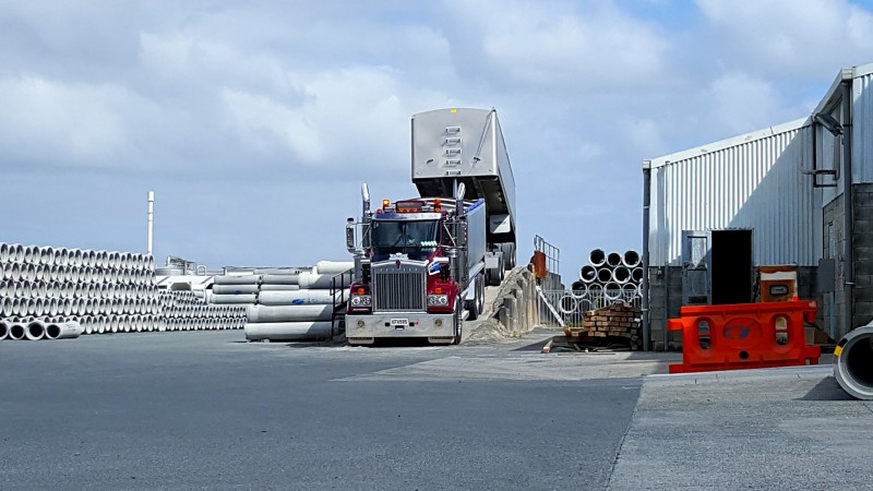 Kenworth 18